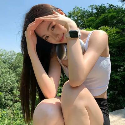 铁路的白蔷薇